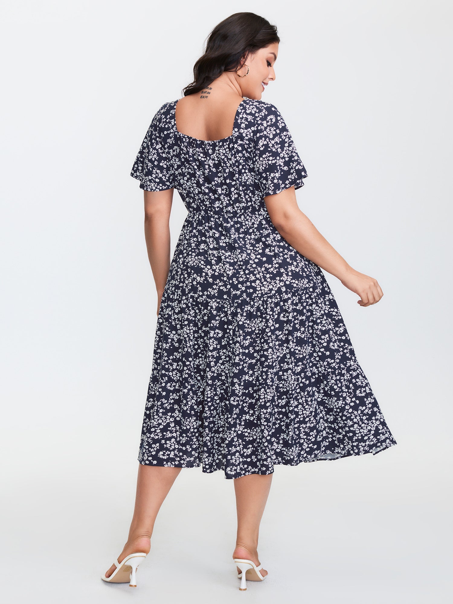 Ditsy Floral Sweetheart Drawstring Pocket Tiered Dress